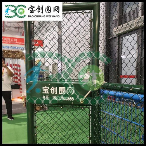 高強鋼圍網(wǎng)與專業(yè)鋪裝 學校體育場地的安全與性能保障